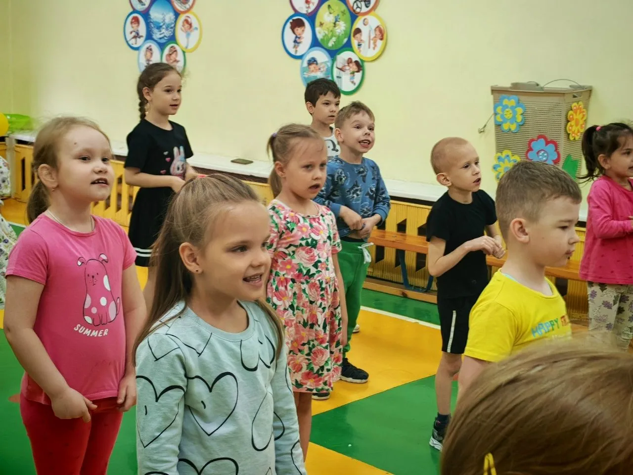 Сегодня в нашем детском саду прошел праздник, посвященный  Дню защиты детей!  Наш детский сад превра