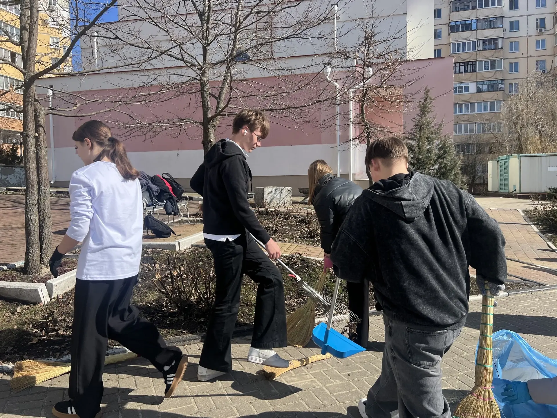 💪Понедельник - день больших дел!   🙌 Активисты министерств труда и спорта славно поработали! Даже уд
