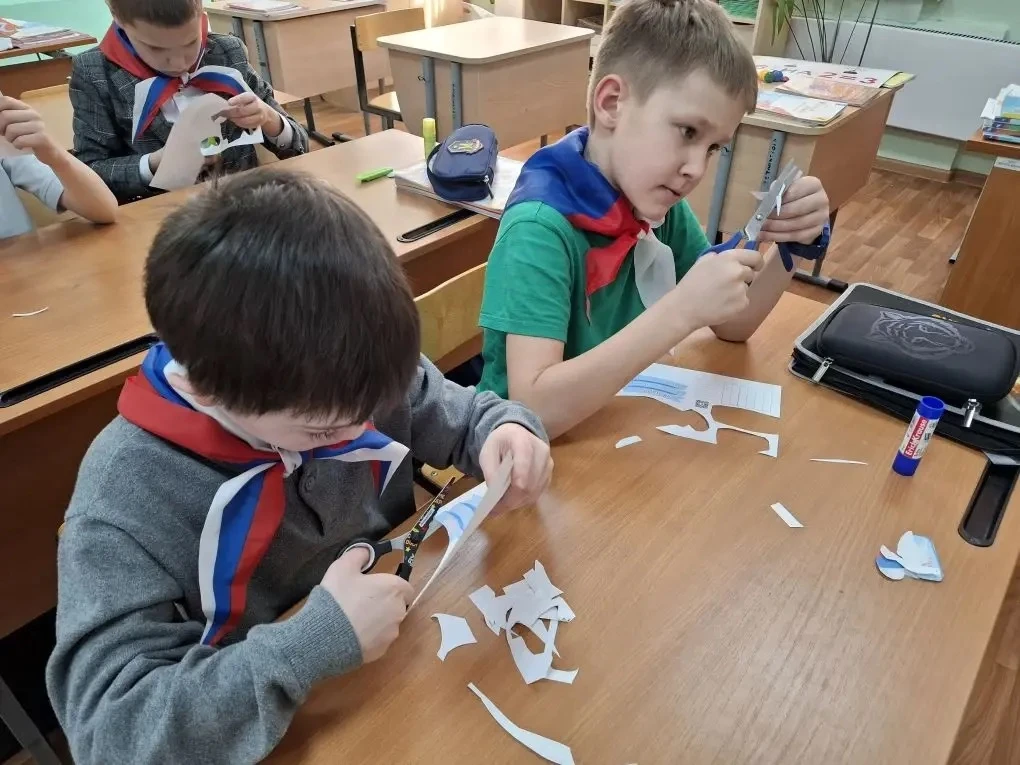 День присоединения Крыма 📚  🇷🇺 18 марта в нашей стране отмечается День воссоединения Крыма с Россией
