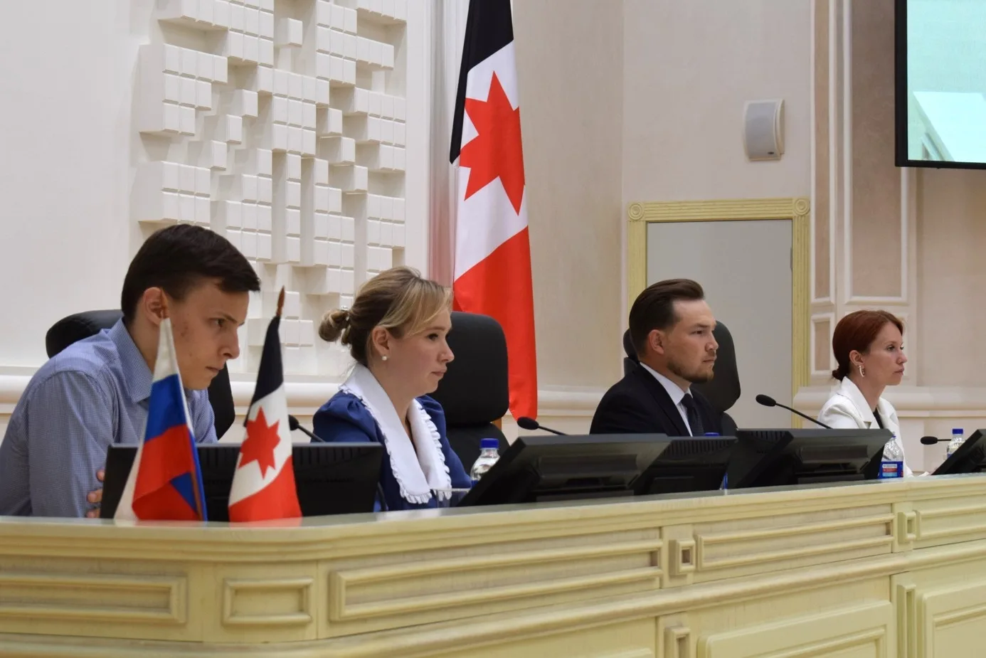 Под председательством Павла Белкина состоялась пятая сессия Молодёжного парламента седьмого созыва, 