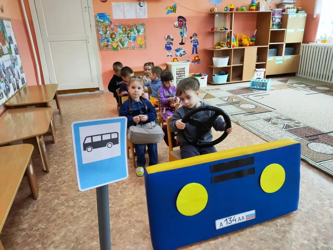 Дети группы «Гномики" Окуневского д/с “Умка”» 🧸 освоили правила поведения в автобусе в...
