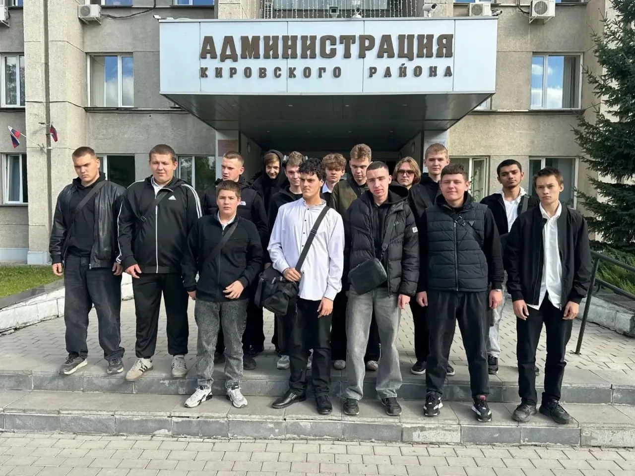 24 сентября студенты первого курса группы М- 4.26 посетили урок памяти" Стальная гварди...
