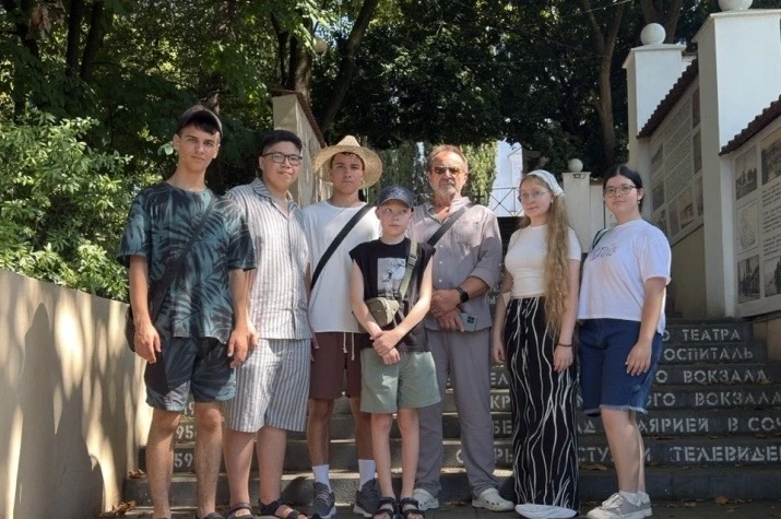 👍🛳Ученик нашего лицея Артëмов Святослав в составе Команды Губернаторского многопрофильного лицея-и
