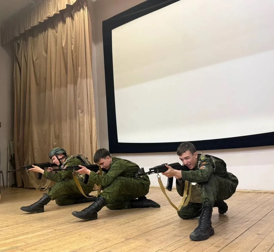 Военно-полевые сборы кадетских классов  🎖️ Для кадет 8К, 9К и 11К классов эти дни стали настоящей пр
