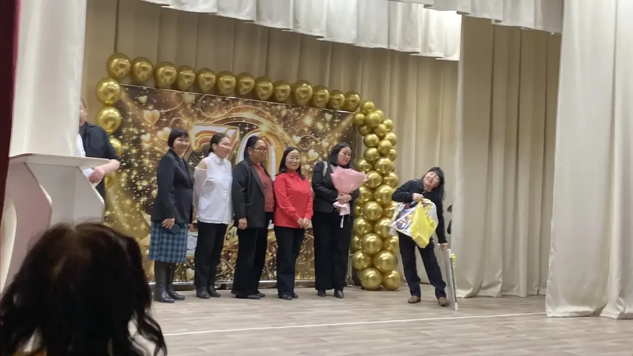 Видео