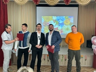 🌸 Праздник весны, талантов и улыбок: как в МОУ СШ № 3 отметили Международный женский день 🌸  Наканун