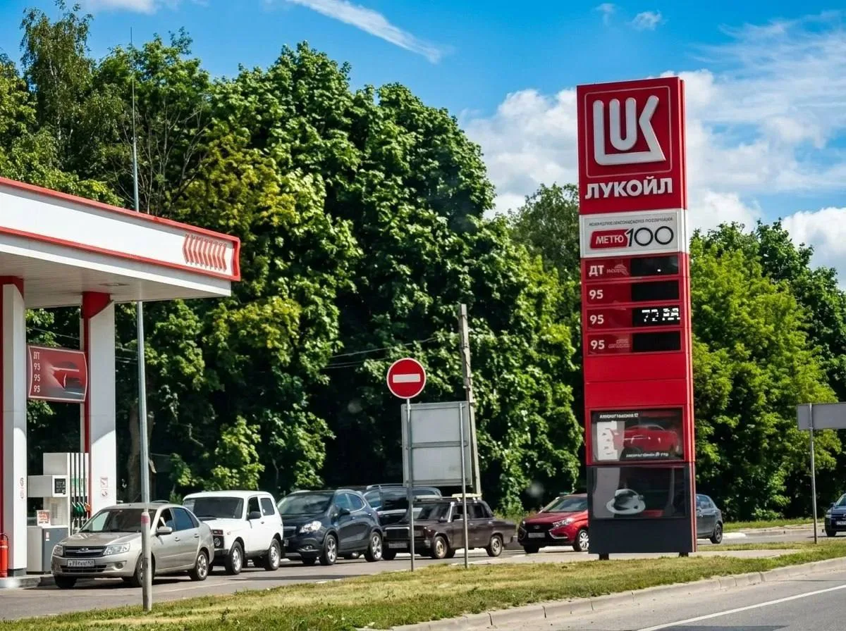 ⛽️ С 23 июня «Лукойл» в Воронежской области вводит лимиты на топливо: