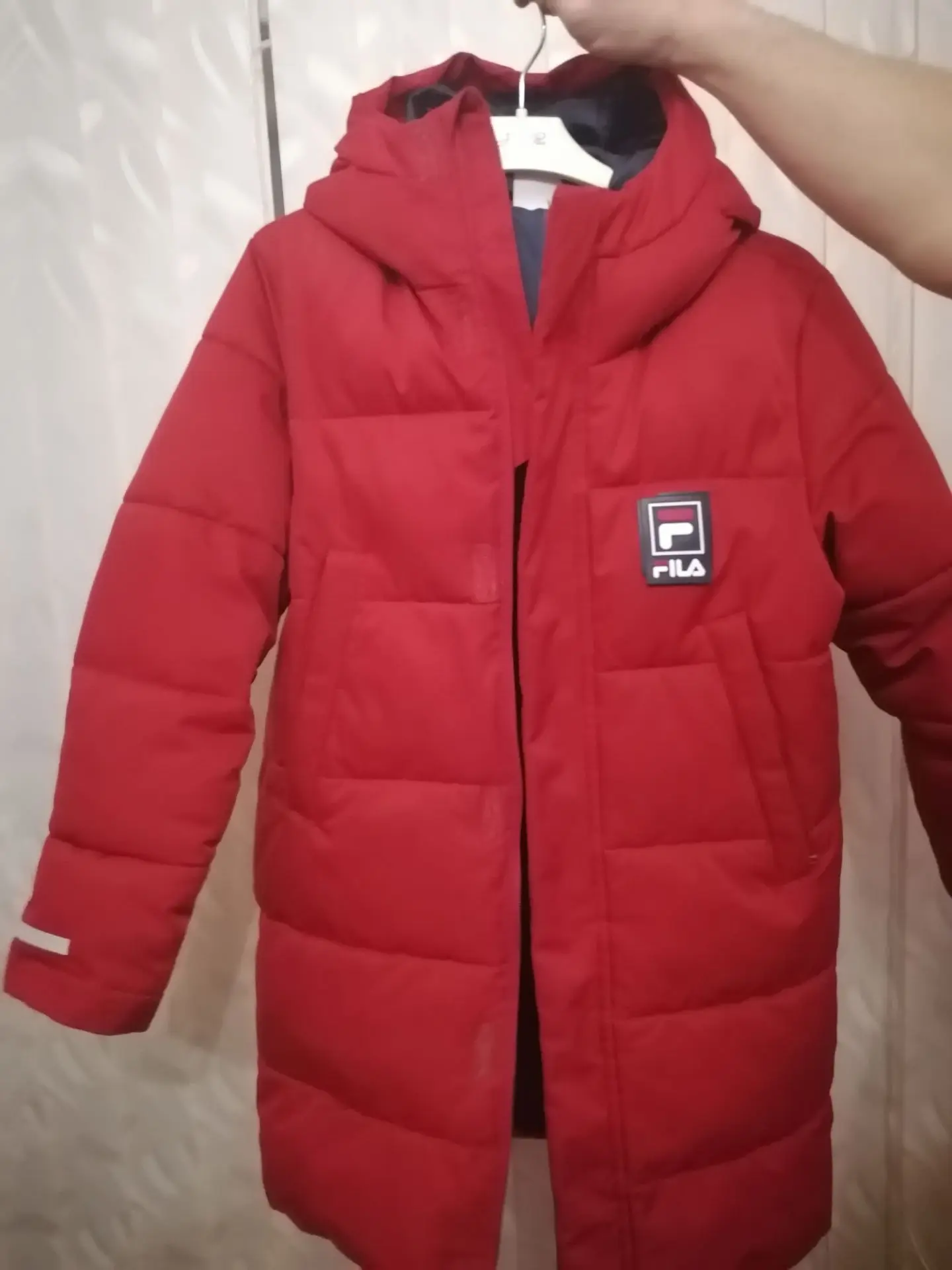 Продам пуховик, очень тёплый и качественный. Хорошее состояние. 3500
