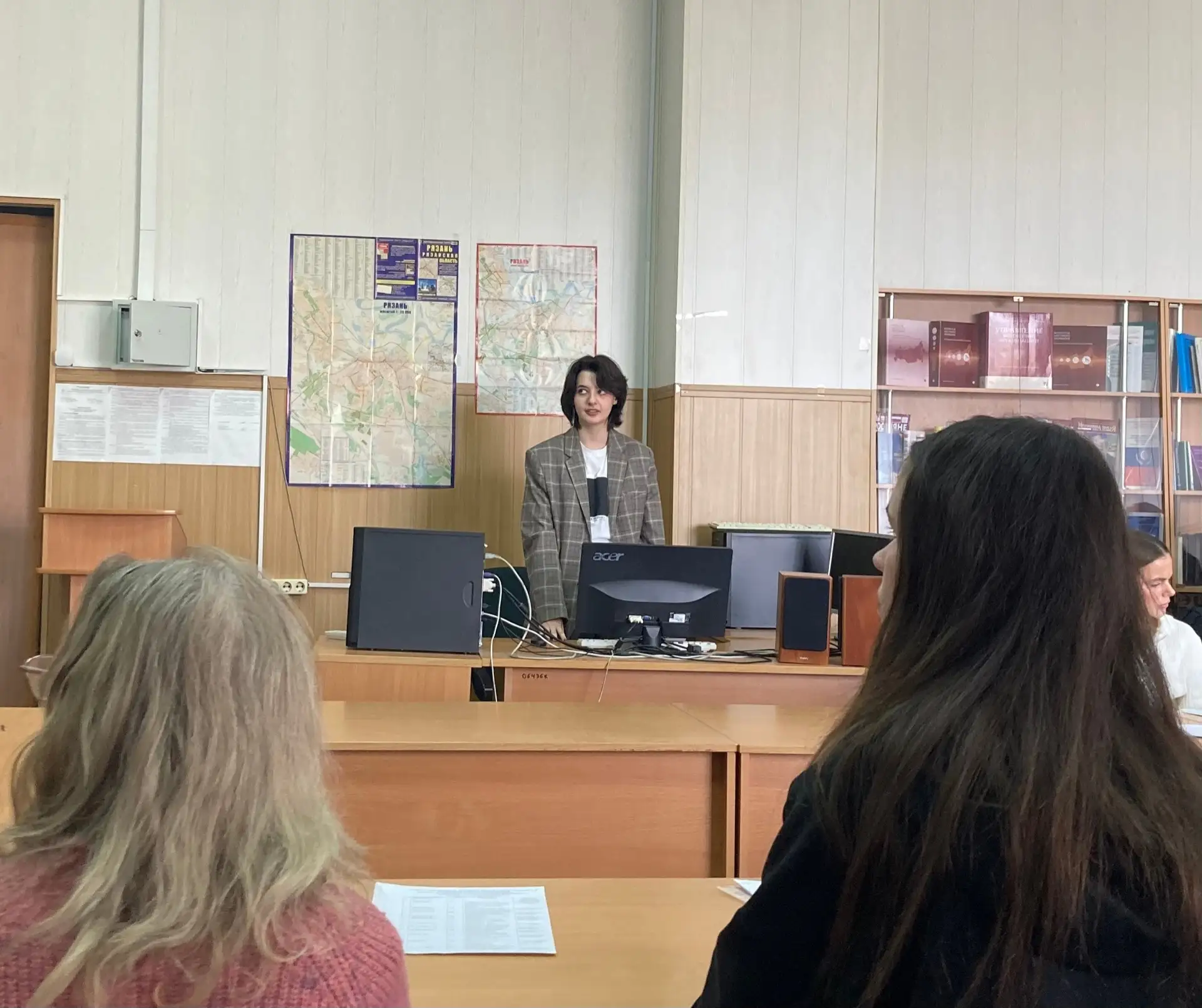 Студенческая научная конференция  📍 13 апреля на всех кафедрах факультета работали подсекции Студенч