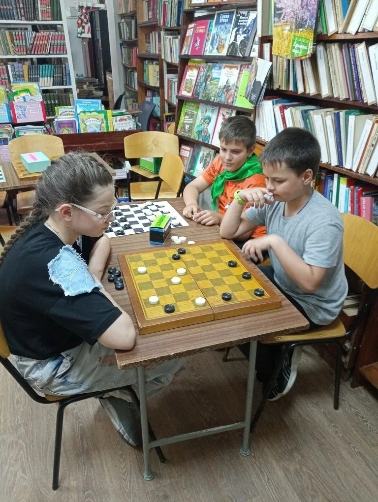 🌞🌟 На нашей летней досуговой площадке "Парус" продолжается увлекательная жизнь! ✨