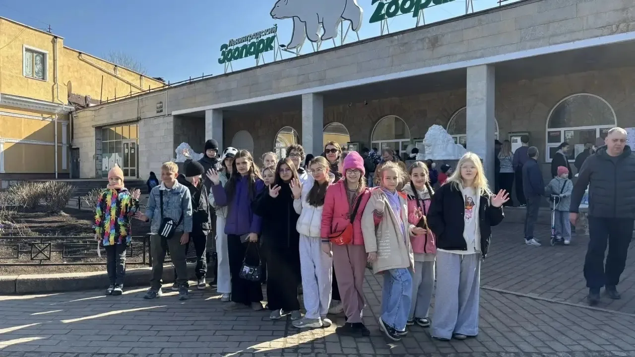 🦒🐒 Учащиеся пятых классов и 8 «В» посетили зоопарк!  ✨Наши ученики окунулись в удивительный мир живо