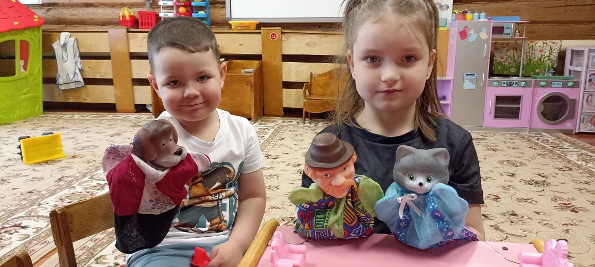 Играем в настольный театр 😼😻😺
Польза настольного театра для детей раннего возраста! ￼￼


Настольн