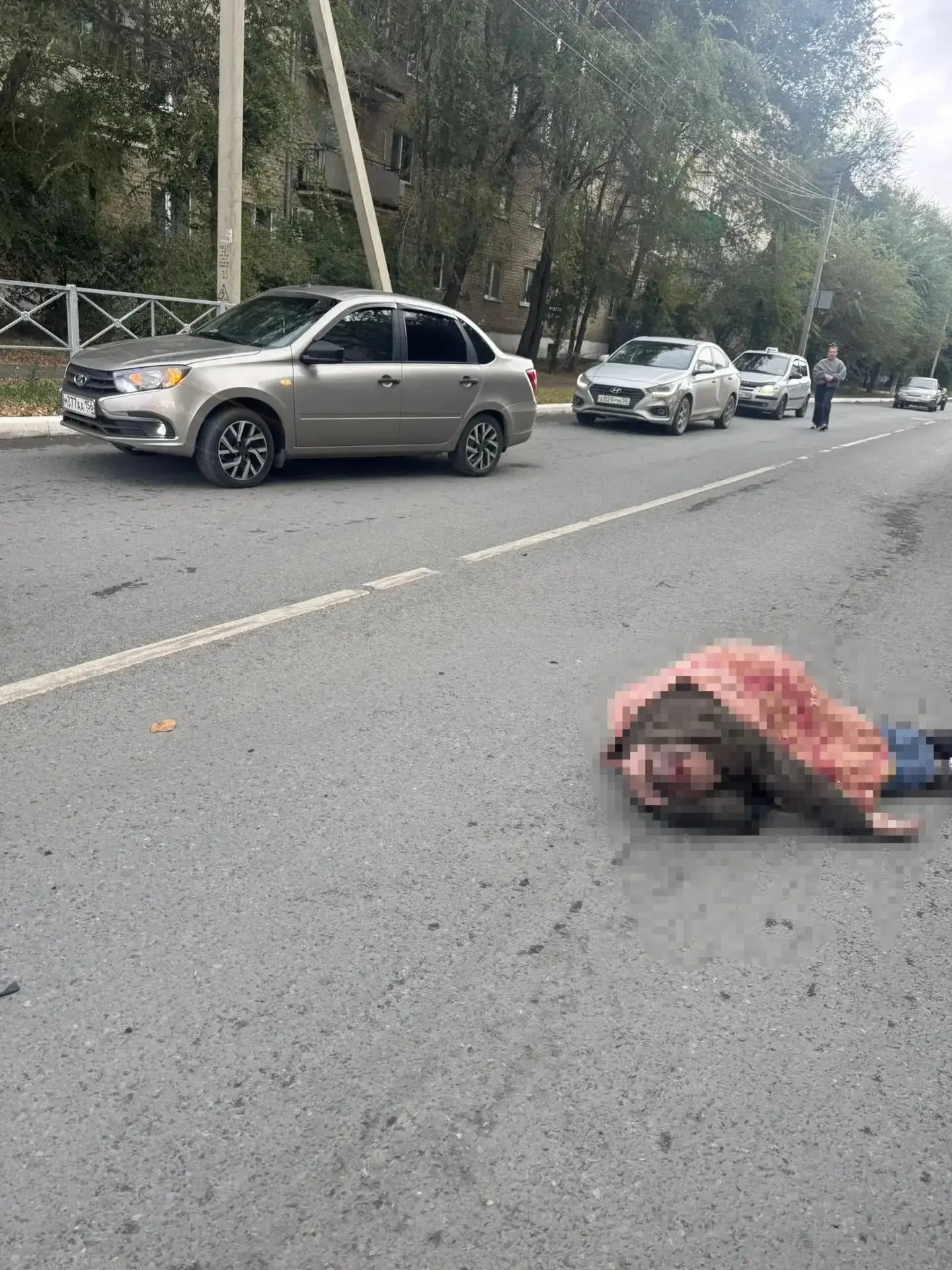 В городе Гае на пешеходном переходе сбили мужчину