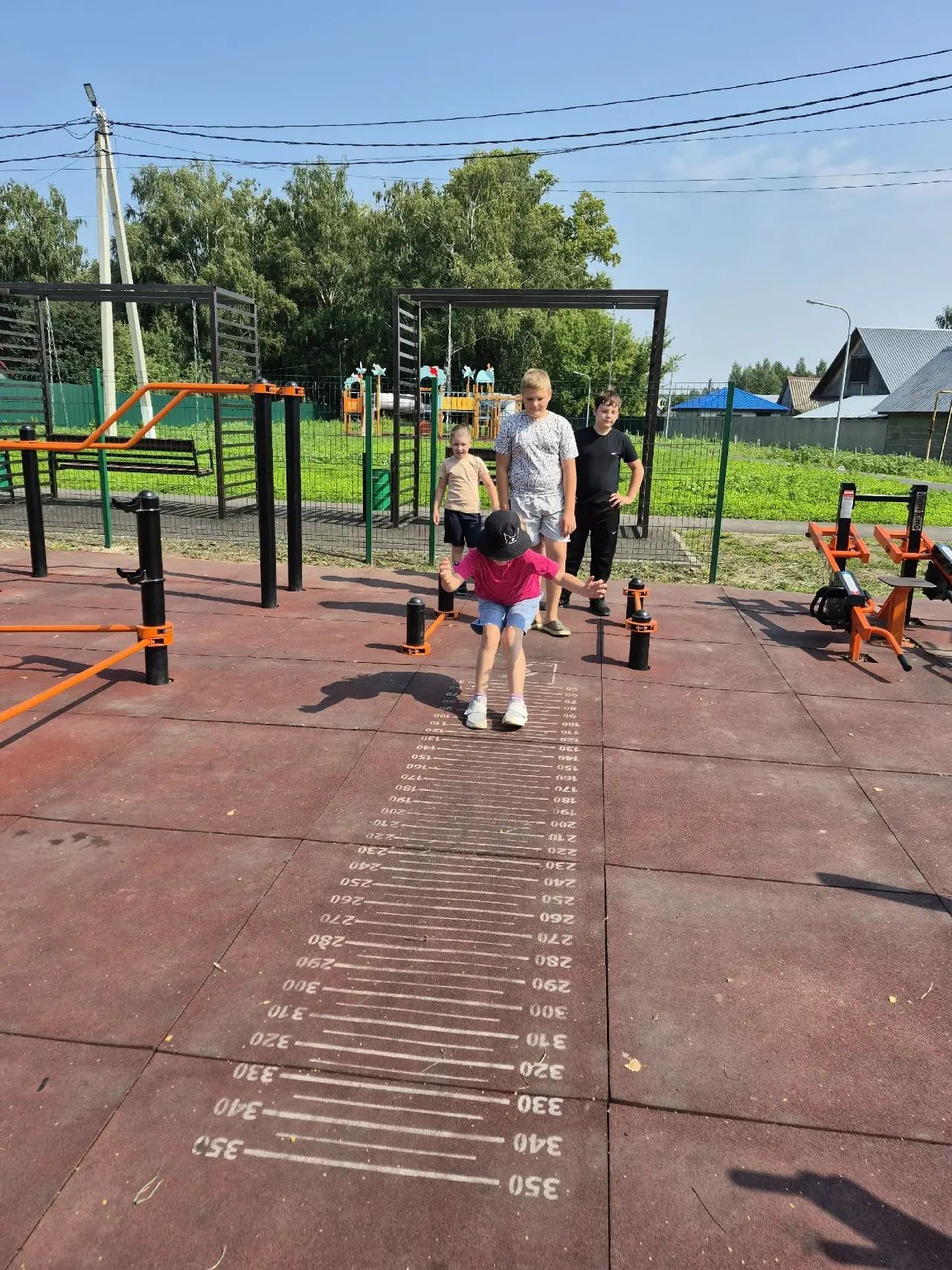 Во вторую субботу августа отмечается Всероссийский День физкультурника.