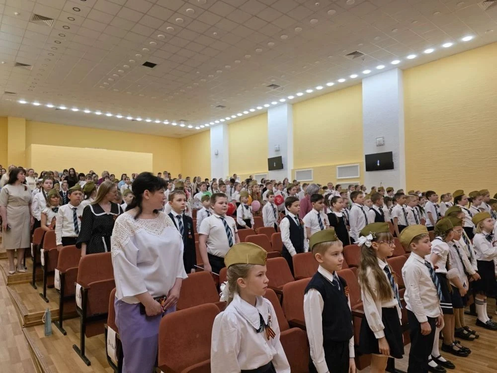 В нашей школе прошёл замечательный песенный фестиваль «Песни Великой Победы»! ✨Участниками стали уче