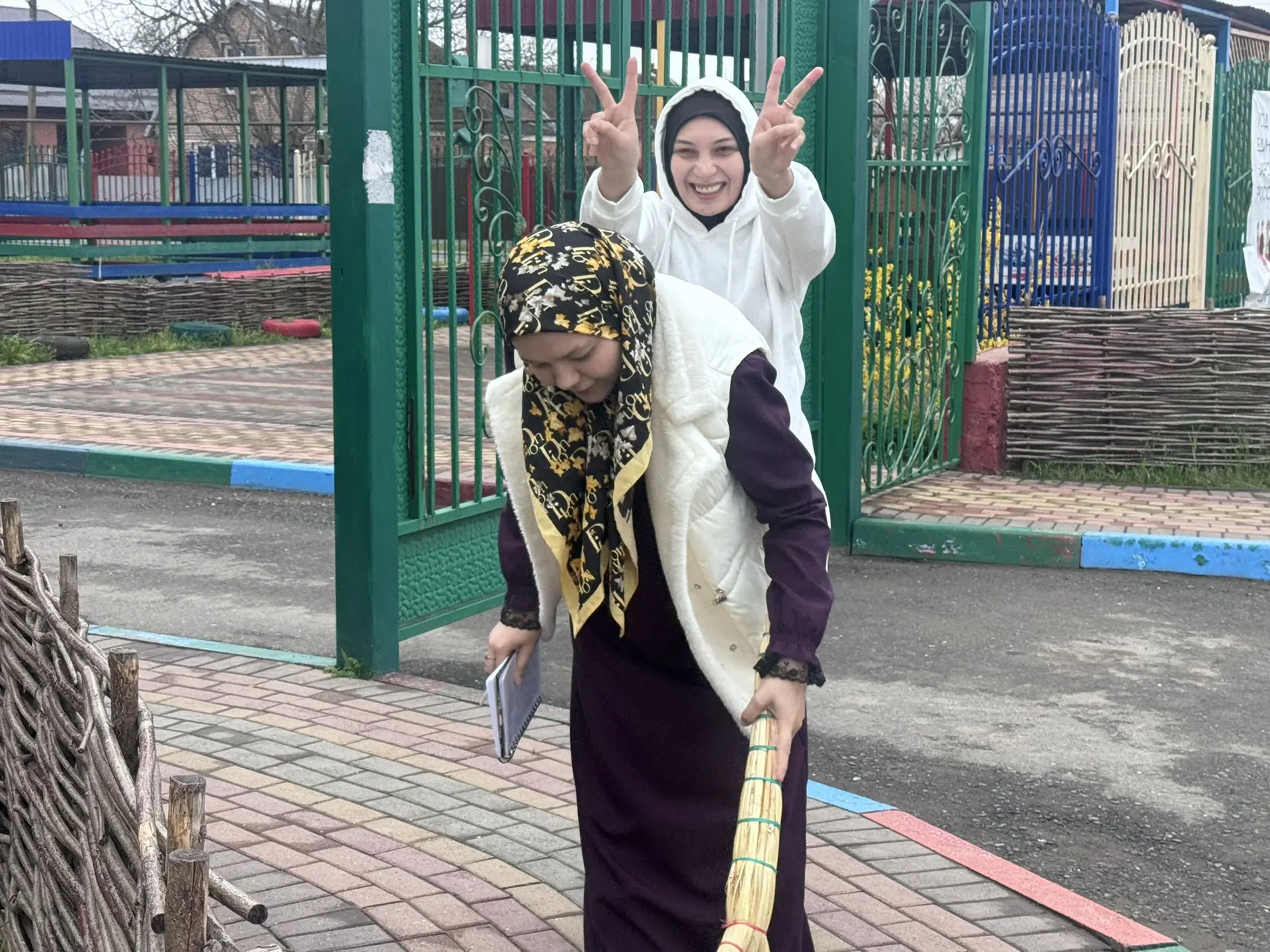 Субботник в детском саду — это важное мероприятие, направленное на совместное участие в...