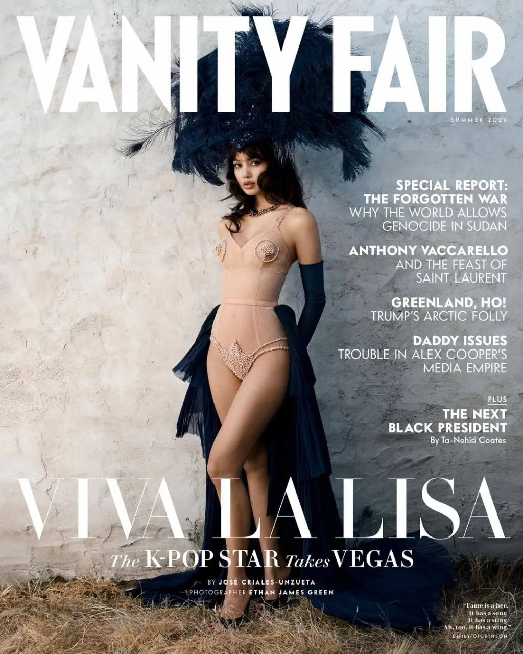 Лиса из K-Pop-группы Blackpink в свежей съёмке для Vanity Fair.