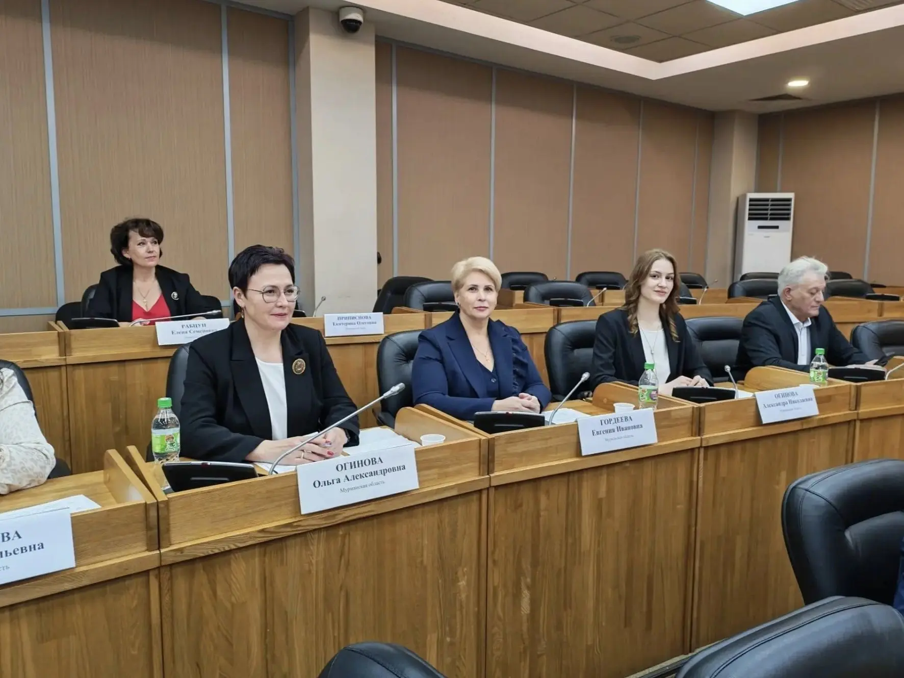 Председатель Совета депутатов ЗАТО г. Североморск Евгения Гордеева приняла участие в пл...
