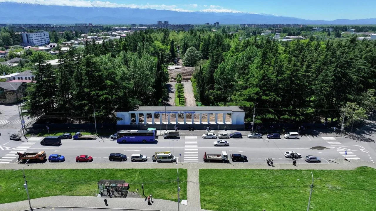 🇬🇪В Кутаиси на западе Грузии создаются современные зоны отдыха и парки.  Активно ведется работа по с