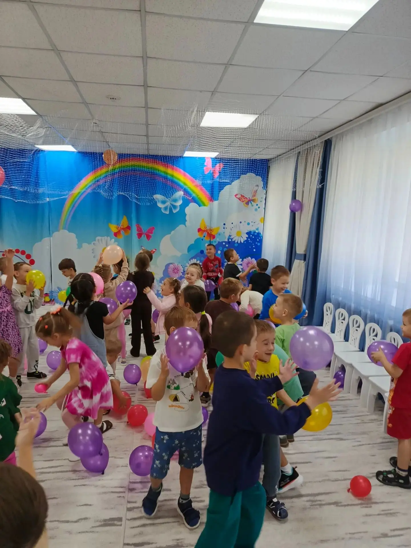 Поздравляем всем  с праздником! 1 сентября - школы открывают двери для учеников, а наш ...