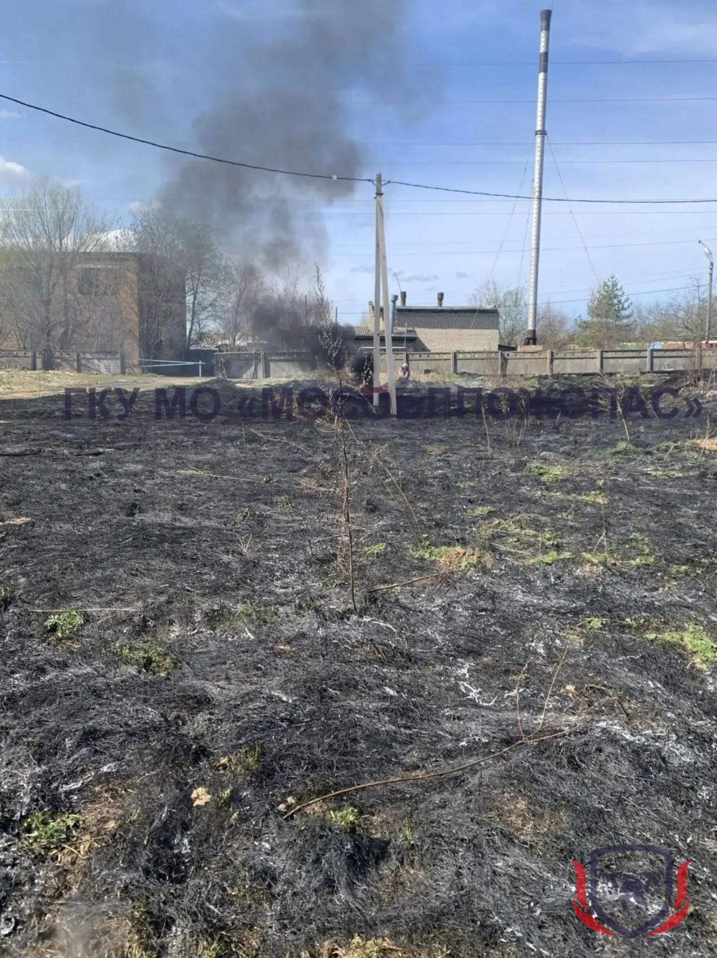 🔥 За сутки - 4 вызова! Огнеборцы ликвидировали возгорания сухой растительности 🚒  🔴 Вчера работники 