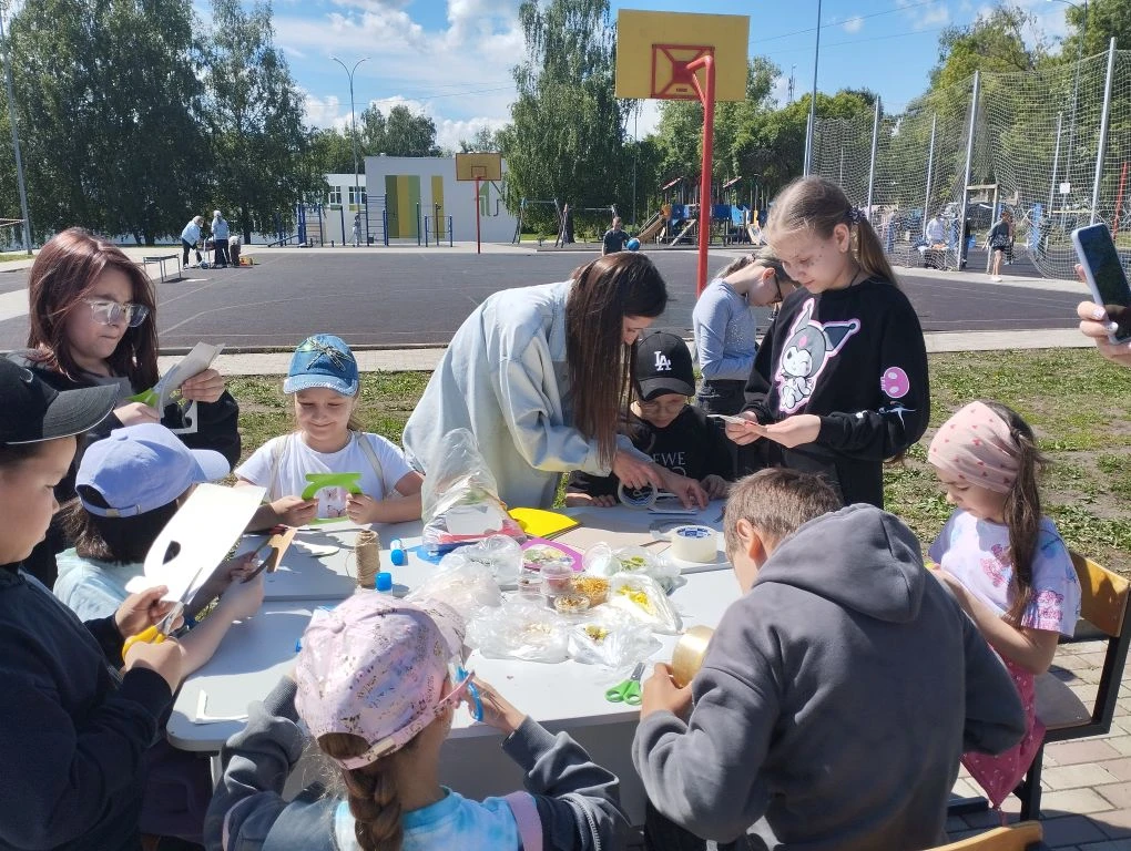 🌸 Педагоги Роткина Марина Андреевна и Насибулина Ангелина  Маратовна провели увлекательный мастер-к