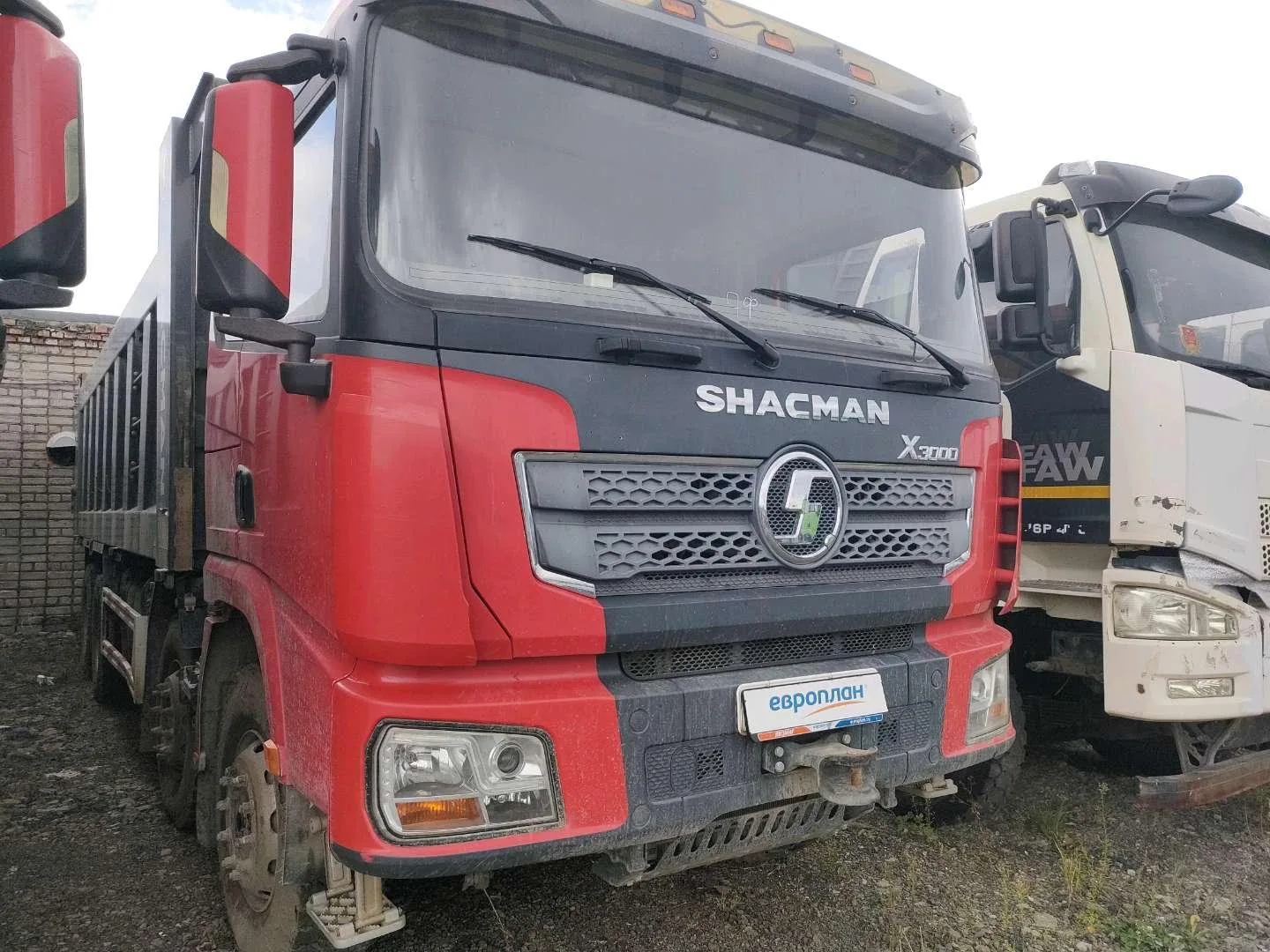 🚛 Shacman SX33186V366