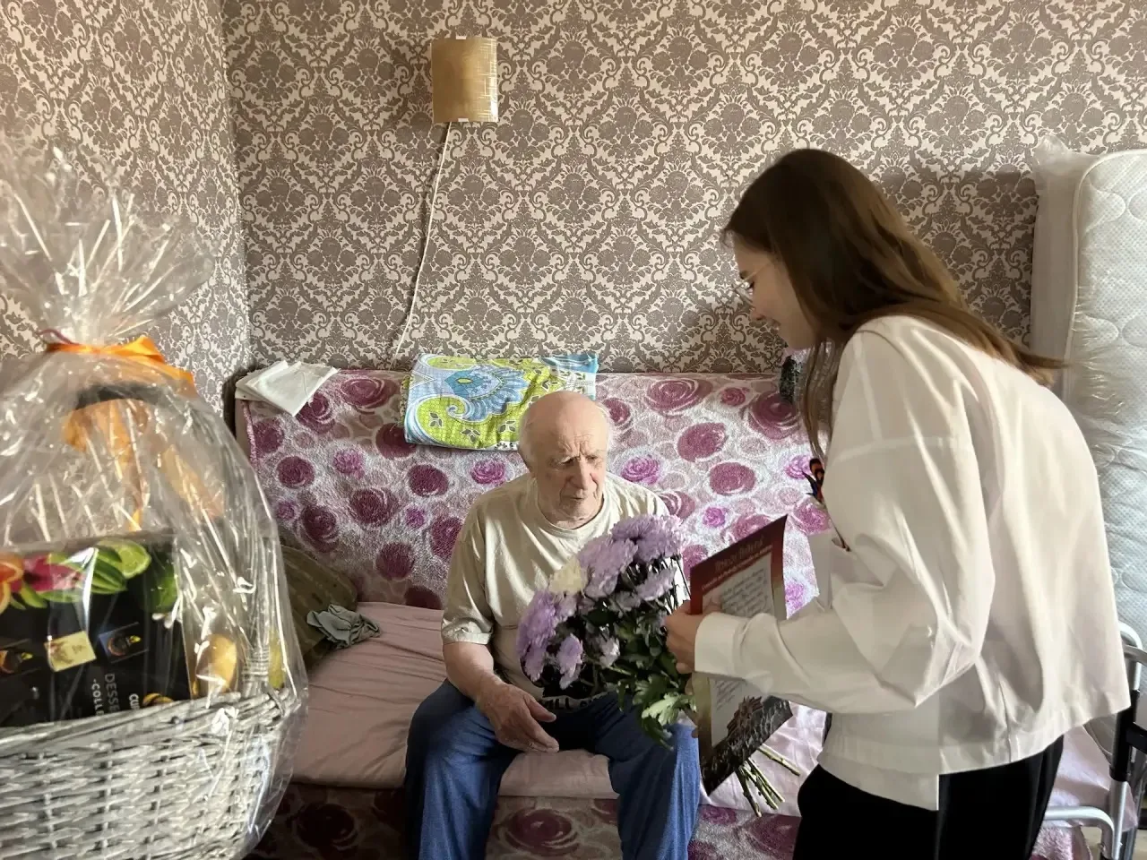 🙏🏻 С ЗАБОТОЙ О ВЕТЕРАНАХ 🙏🏻  ✨ В преддверии Дня Победы по всей стране проходят мероприятия, посвящён