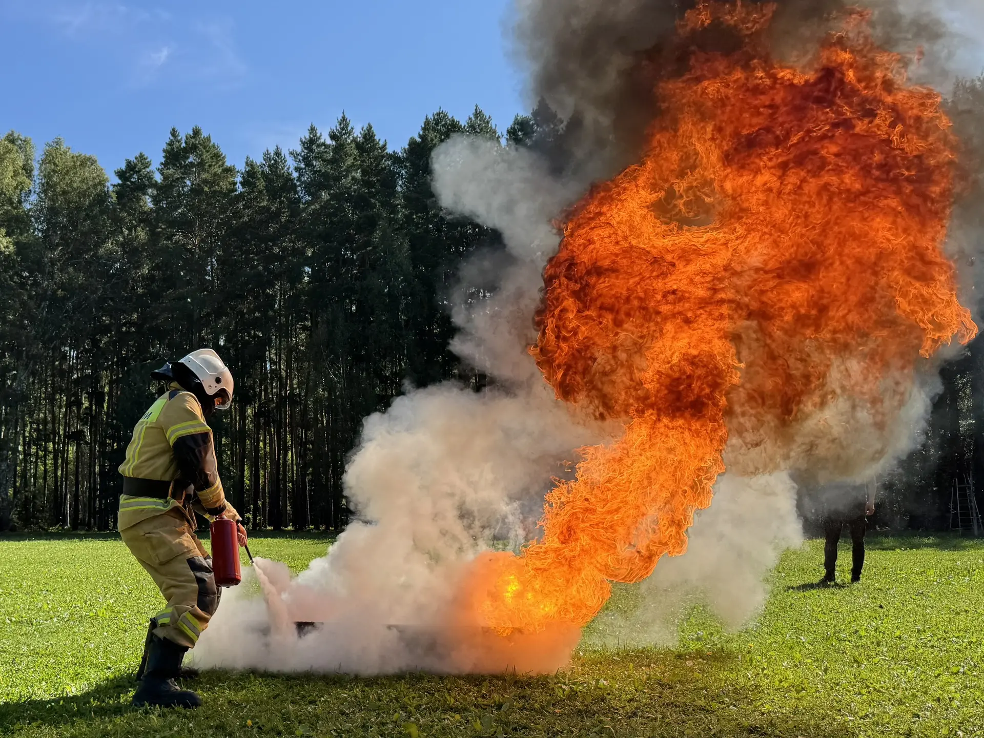 С огнем не шутят, но сегодня было весело! 🚒🔥