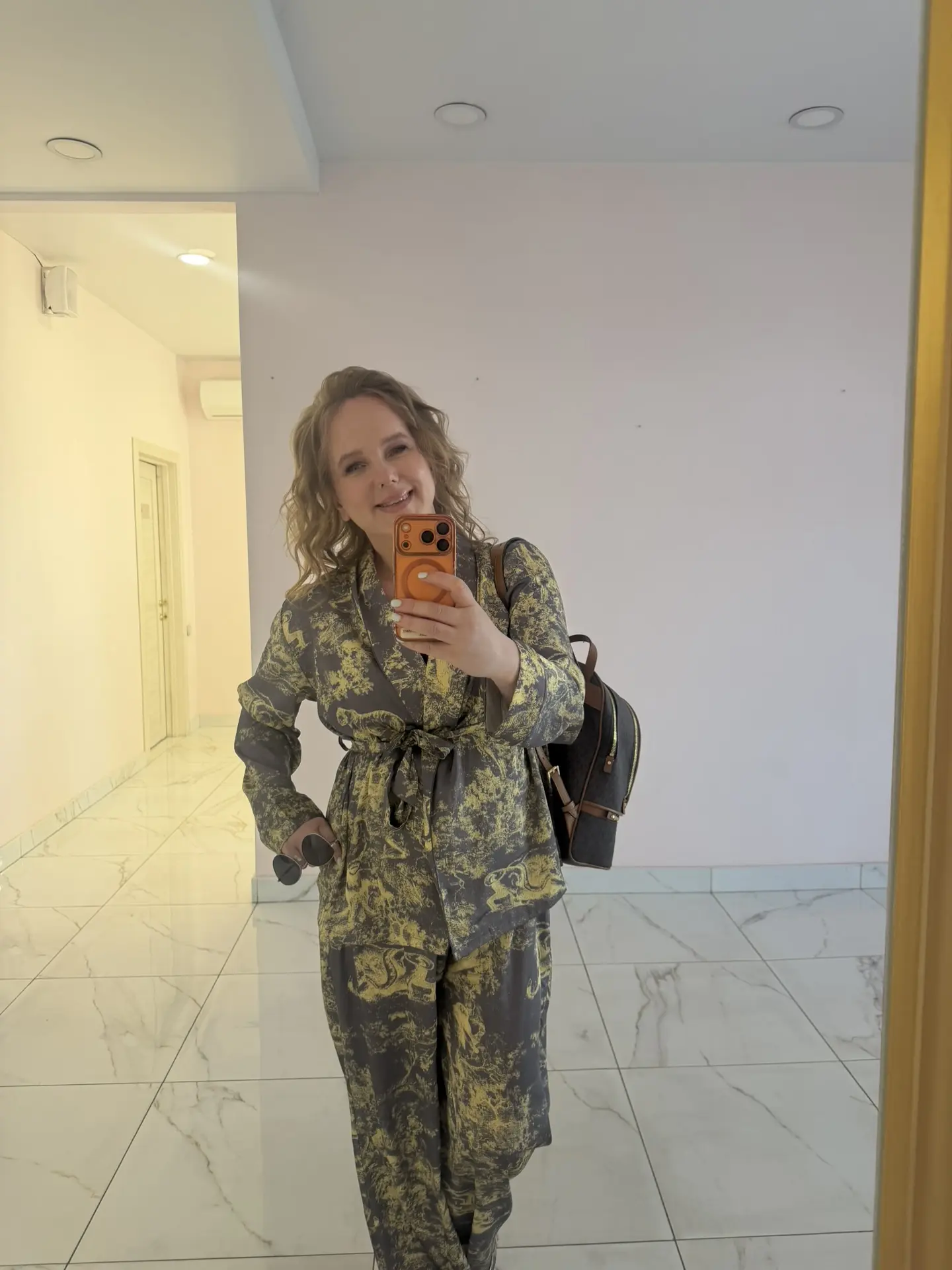 «15 000 рублей в день. Без опыта. Без усилий. Без понимания, кто ты вообще такой»