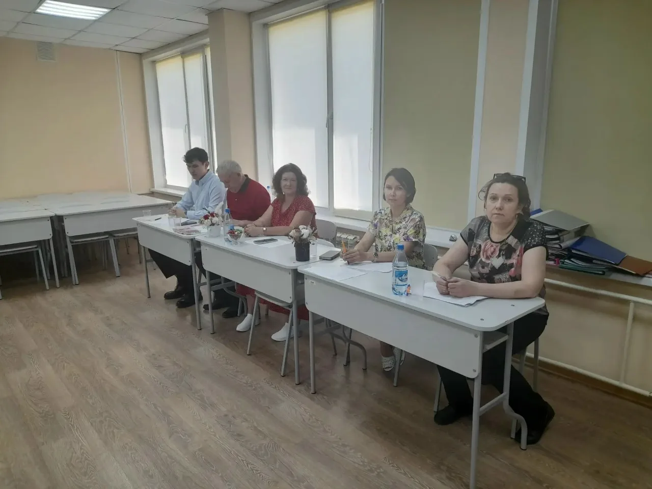 В Абаканском строительном техникуме для группы П-3 (специальность «Право и организация социального о