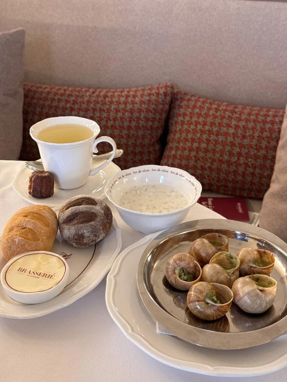 New! Первая французская брассери в Петербурге — Brasserie by Academia  Здесь главенствует философия 