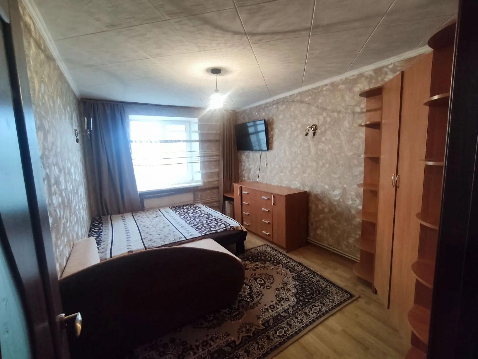 Продам СРОЧНО!!! 3-х комнатную квартиру, трёшку, без мебели, пгт. Раздольное, Раздольненского района