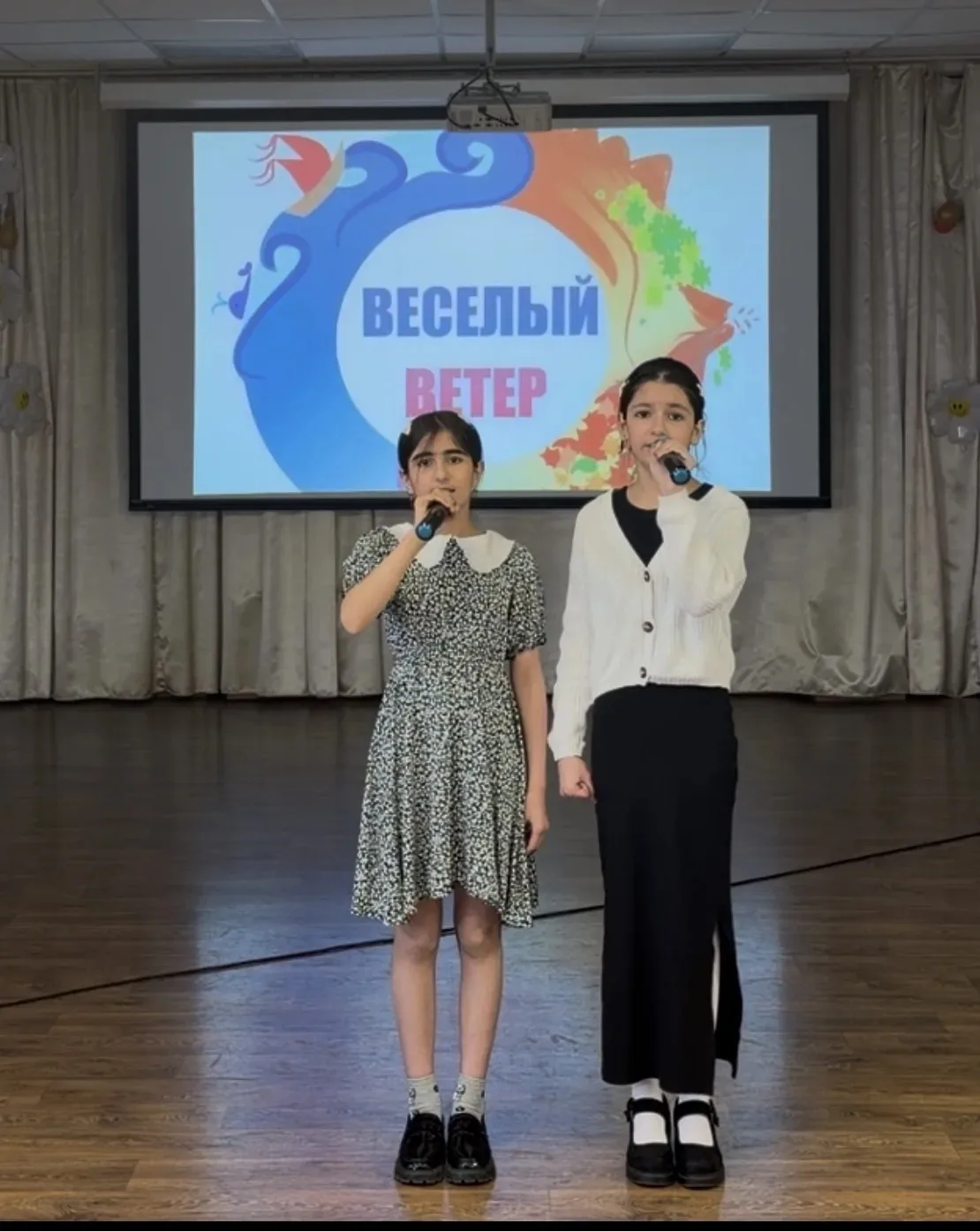 🎉🎉🎉С 13  по 18 апреля прошёл школьный фестиваль «Голос Победы». Он стал отборочным туром для одноимё
