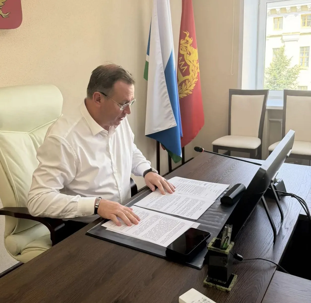 Совет МО выдвигает кандидатуры и проводит конкурс
 
Члены Правления Совета муниципальных образований