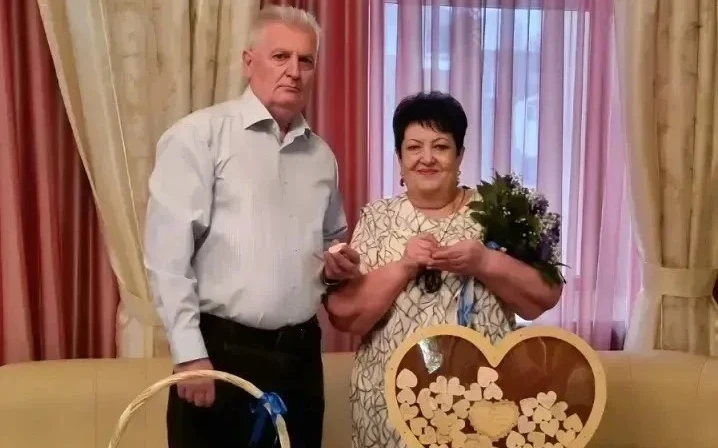 Сапфировая свадьба в Шахтах: семье Никулиных исполнилось 45 лет