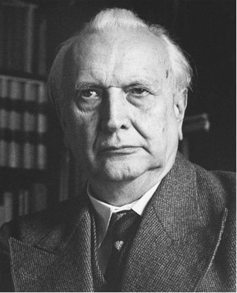 ⭐️ Карл Ясперс (1883–1969) ⭐️

Из всех, с кем мы встретимся в этом курсе, Ясперс — единственный, кто
