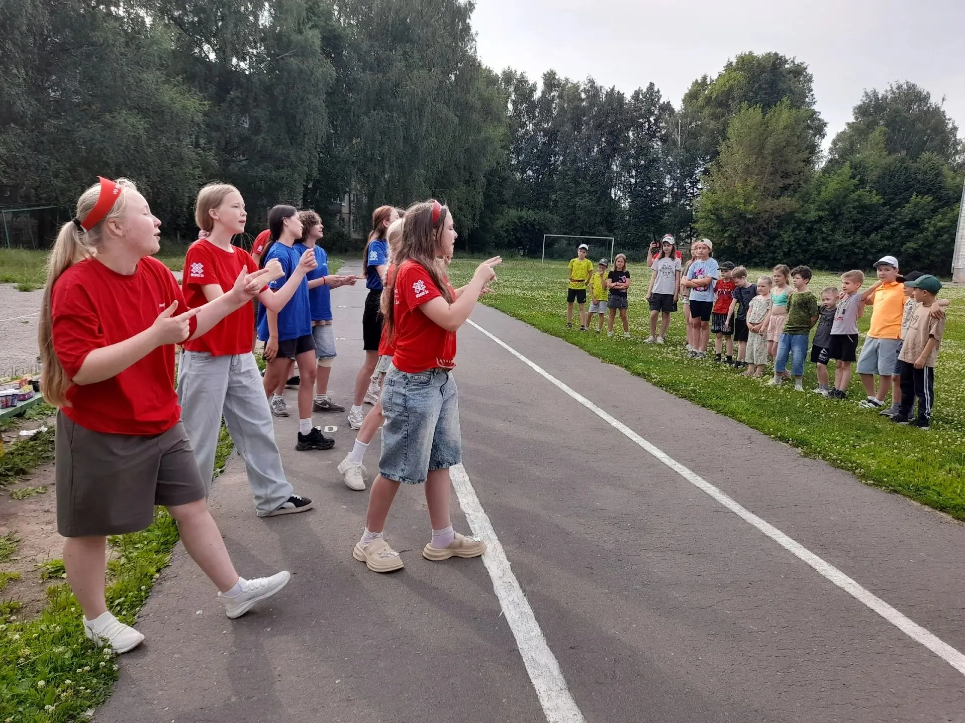 Вместе весело шагать 😁

9 июля активистами нашей гимназии с помощью регионального отделения Движени