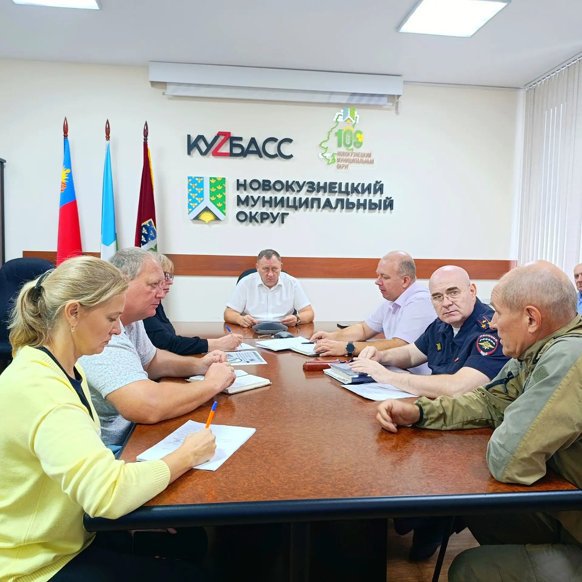 ❗Провел оперативный штаб из-за участившихся случаев выходов медведей в сёла и посёлки Н...