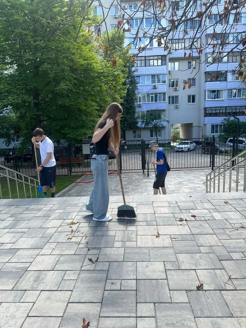 🌿 С 1 июня в нашей школе работает лагерь труда и отдыха!

С первого дня лета ребята не только отдых