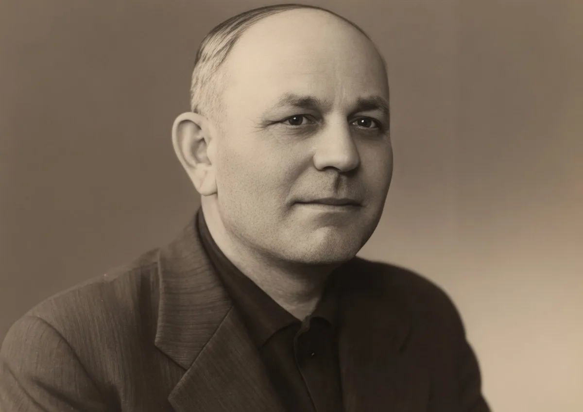 28 мая 1920 года в Каменке родился Герой Советского Союза Иван Коваль.