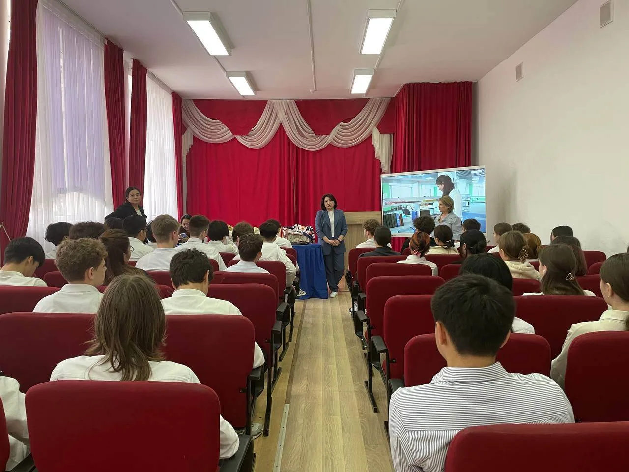 Мы продолжаем выстраивать сотрудничество между Астраханской и Атырауской областями