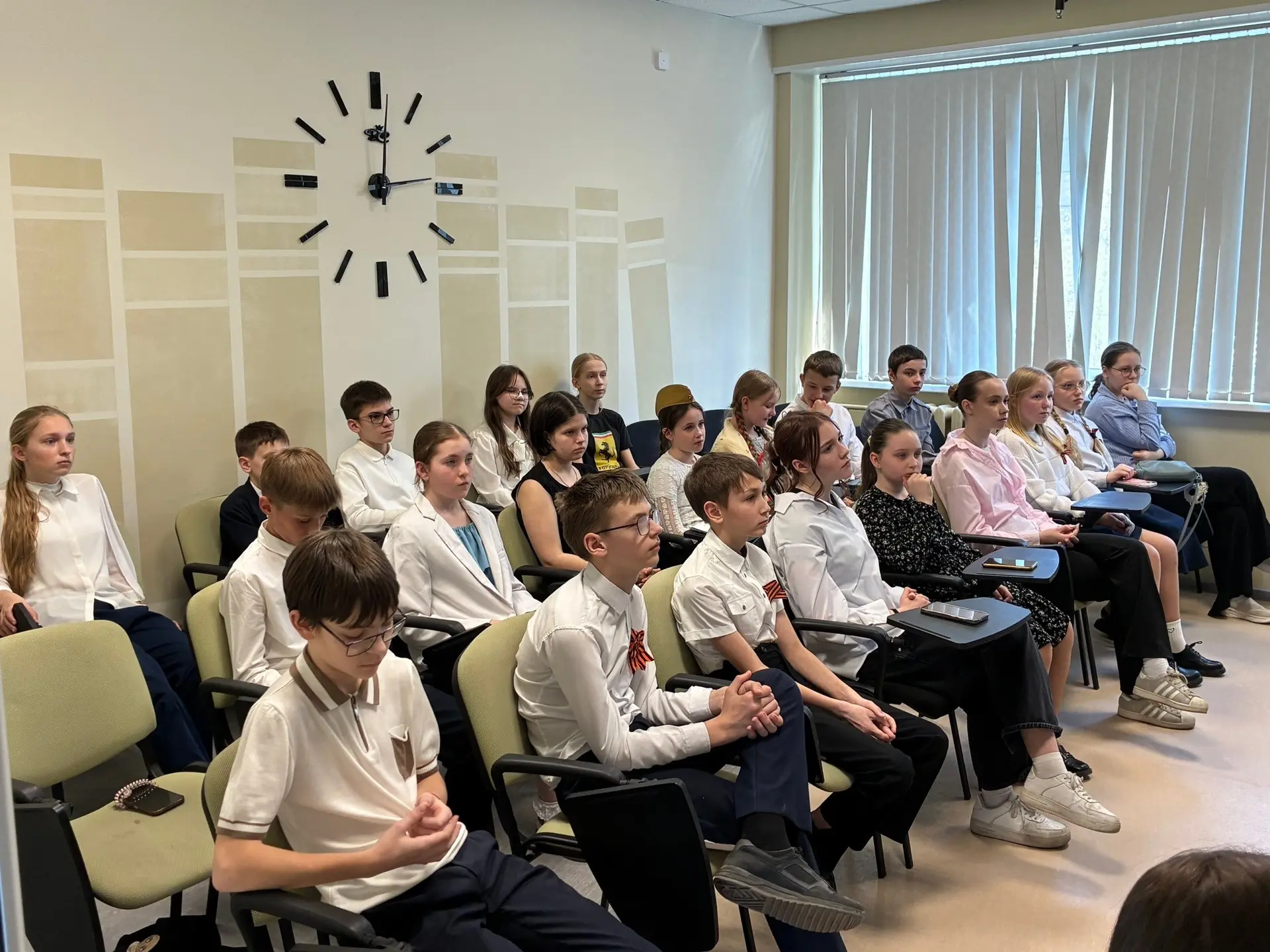 🎖️«Мы помним!»🎖️  В преддверии Великого праздника кафедра филологии организовала конкурс чтецов «Мы 
