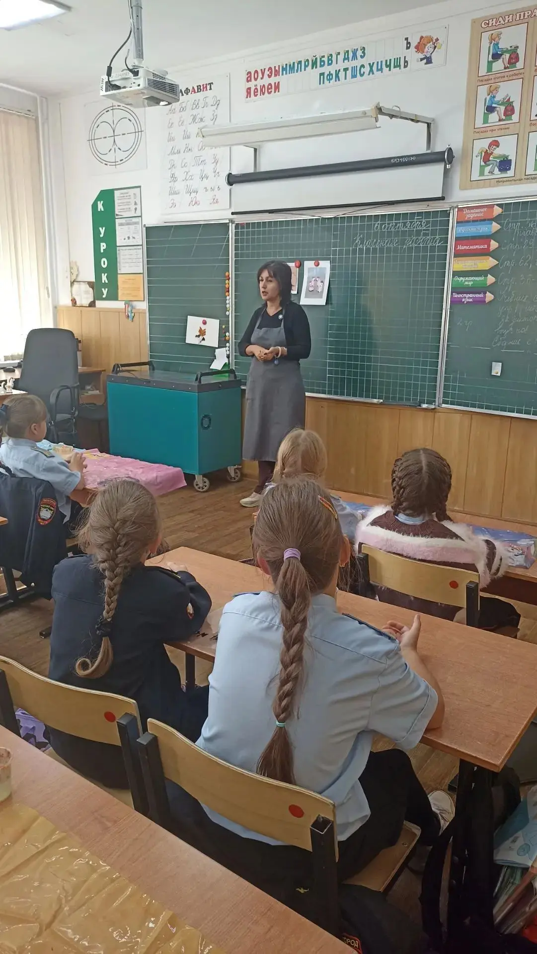 6 октября у учеников 2 «А» класса (кл. рук. Федорищева Е. С.) был по-настоящему творчес...