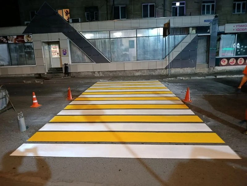 ✅Новые зебры, сплошные и прерывистые линии появляются на дорогах Владивостока.