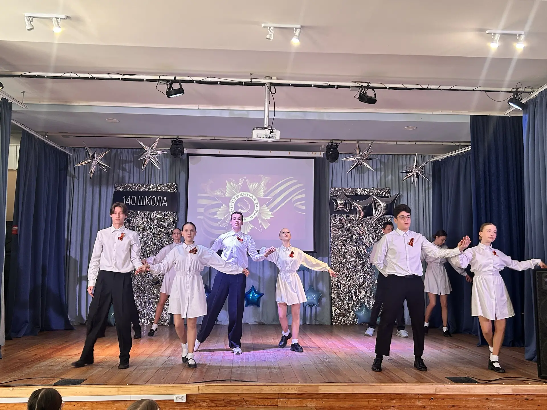 🎉Поздравляем с Великим Днём Победы 🎉  Майский праздник — День Победы Отмечает вся страна. Надевают н