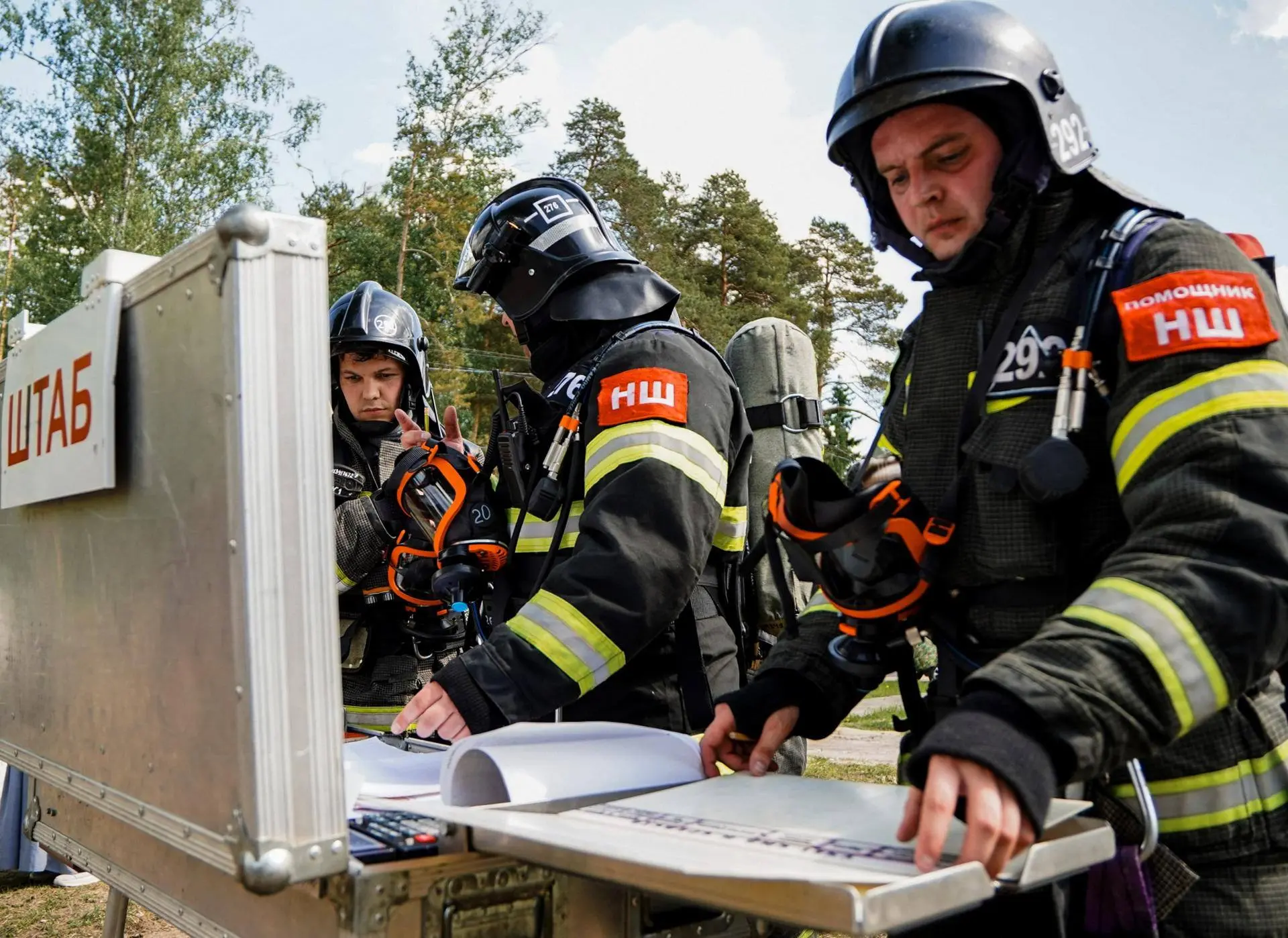 🔥 Зрительный зал в "дыму". Пожарные потушили условное возгорание в ДК 🎭  🚒 Вчера тишину посёлка Шату