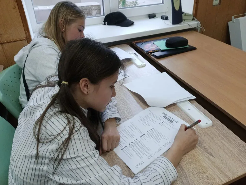 🌹Забота о природе начинается со знаний! Наша школа активно участвует во Всероссийском экологическом 