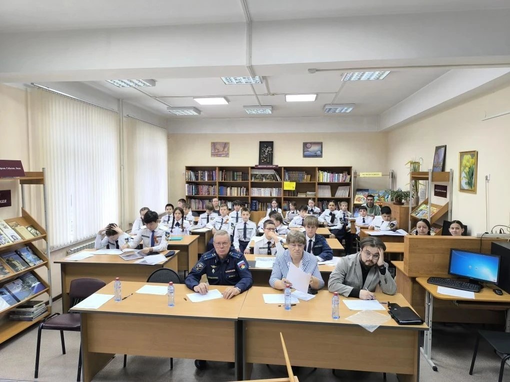 Защита индивидуальных проектов в 6«З» классе: память о подвигах от Второй мировой до СВО