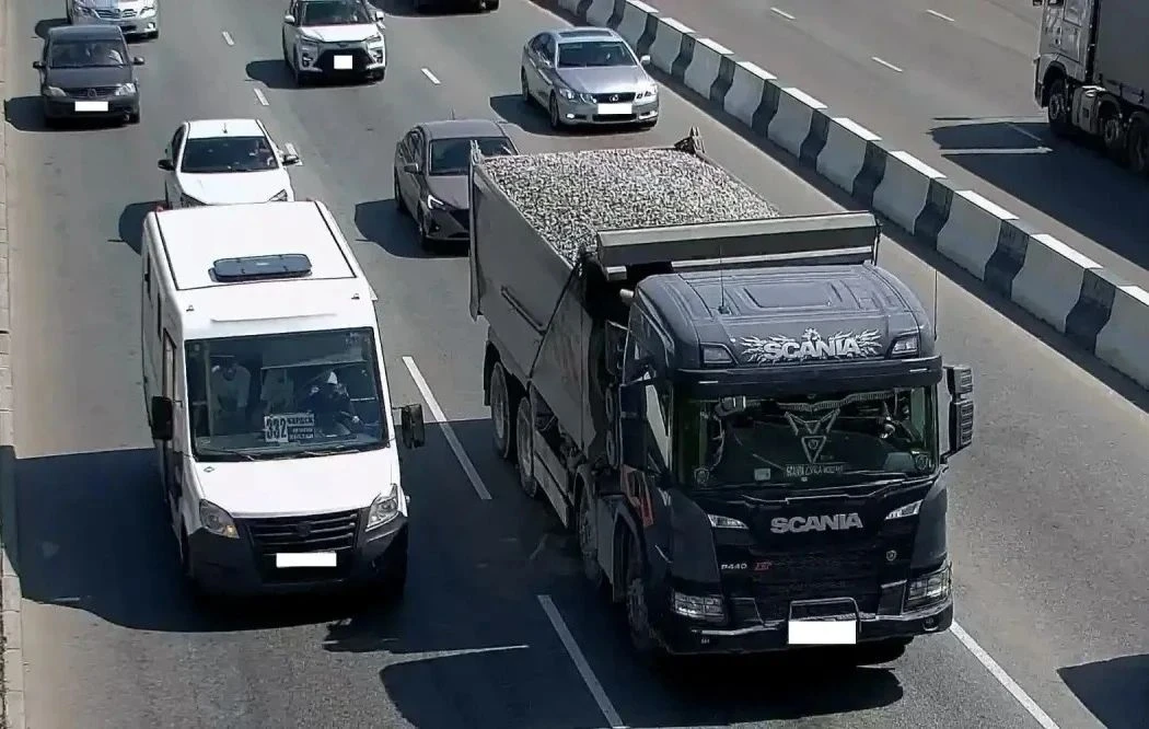 🚛 Почти 2 тысячи нарушений за месяц: в Новосибирске начали штрафовать перевозчиков за ...